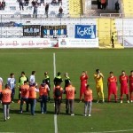 Akragas - Catanzaro 2 a 0, squadre a centrocampo