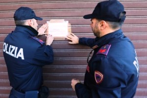 Controlli a Librino, sequestro