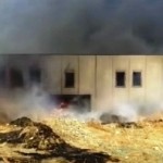 L'incendio divampato nella zona industriale
