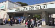 Su Barcone Da Tunisia A Lampedusa Per Curare Il Figlio Malato Di Cuore Su Barcone Da Tunisia A Lampedusa Per Curare Il Figlio Malato Di Cuore