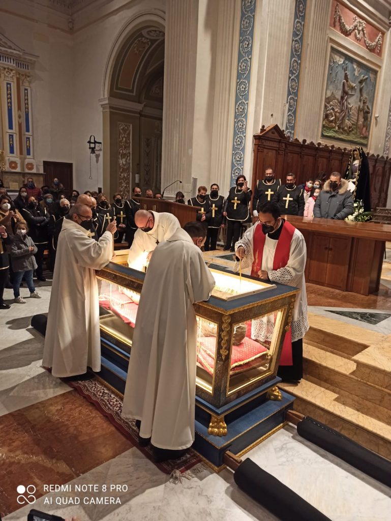 urna del cristo morto di san giovanni gemini