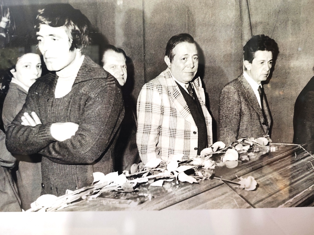Berlinguer ai funerali di Pasolini