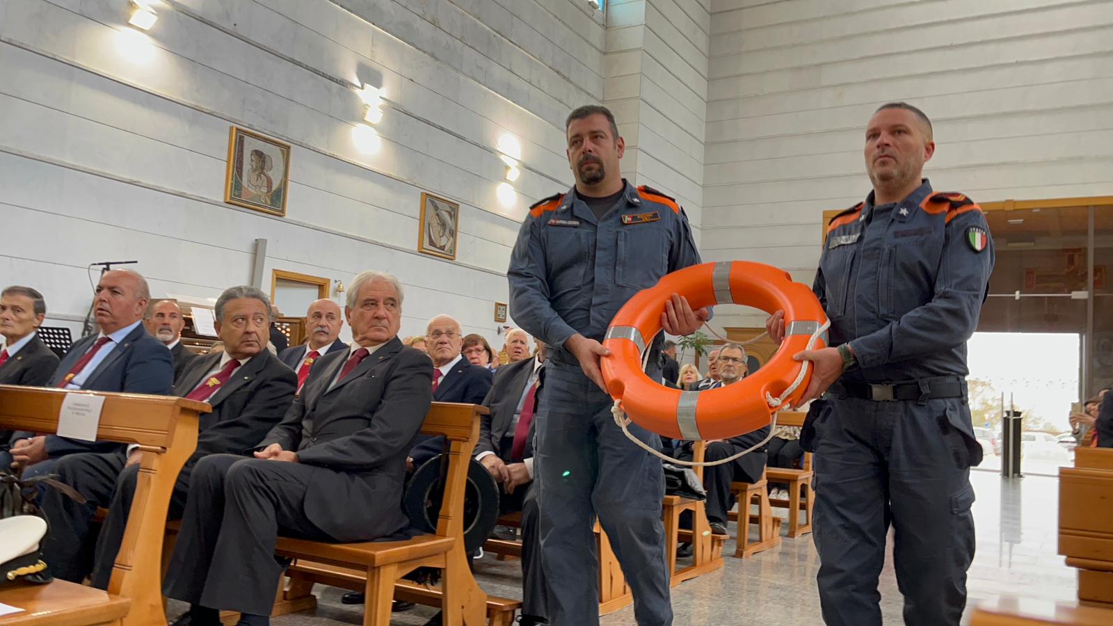 La Capitaneria di Porto festeggia Santa Barbara, cerimonia a Porto