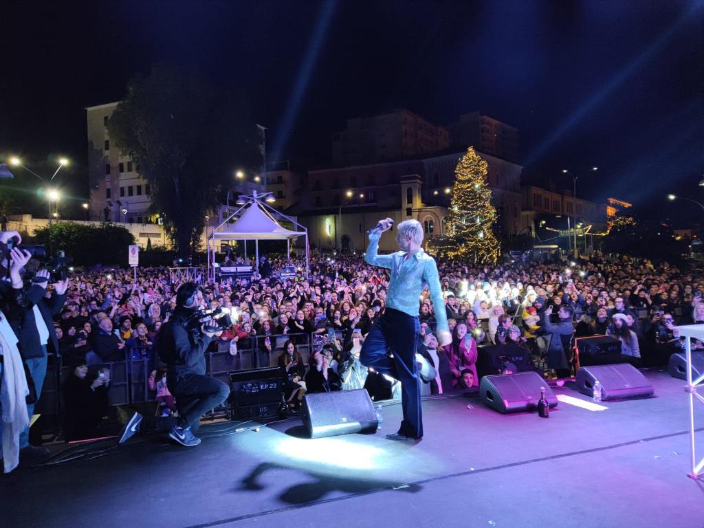 Achille Lauro in concerto ad Agrigento, brindisi del sindaco Miccichè